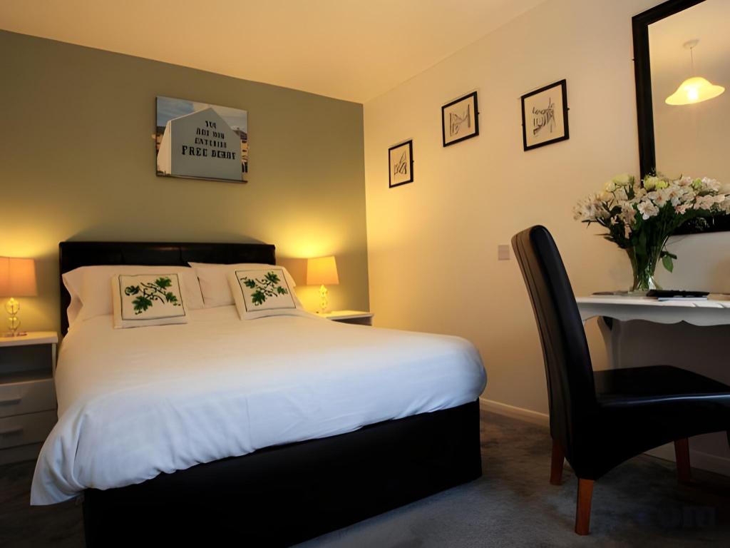 Фото Abbey Bed and Breakfast