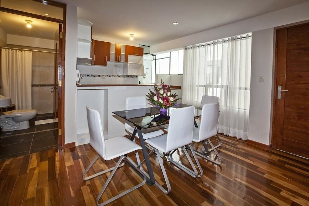 Фото Polo Cusco Suites