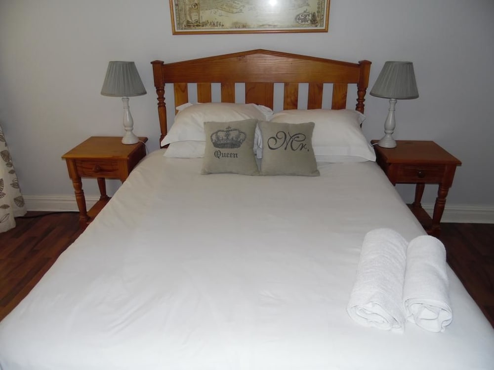 Фото Albatross Guest House