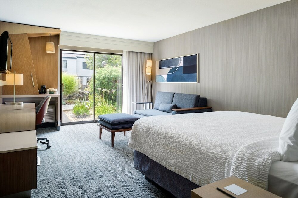 Фото Courtyard by Marriott Vacaville