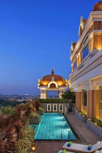 Внешний вид отеля ITC Grand Chola, a Luxury Collection Hotel, Chennai в Ченнаях, фото 4