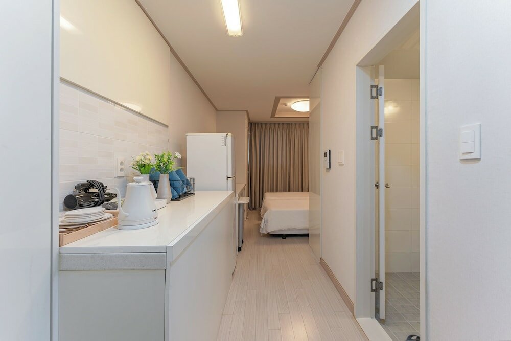 Фото Staywell Hotel