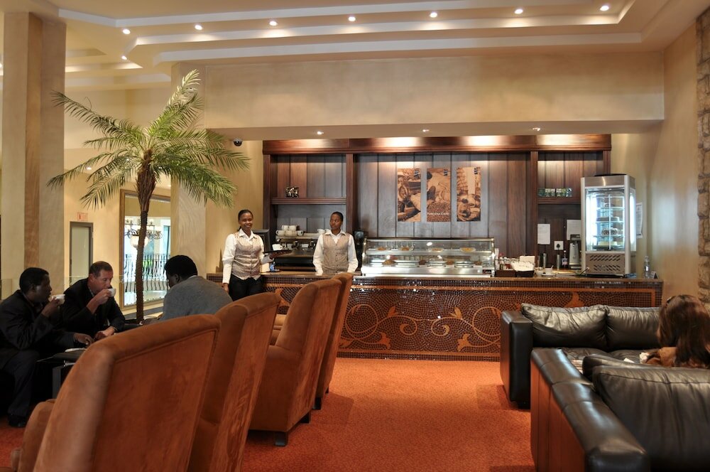 Фото Happy Valley Hotel Ezulwini