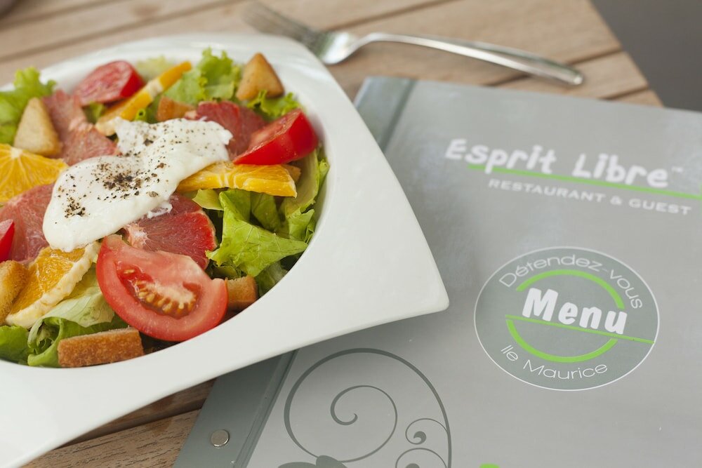 Фото Esprit Libre Restaurant and Guest House