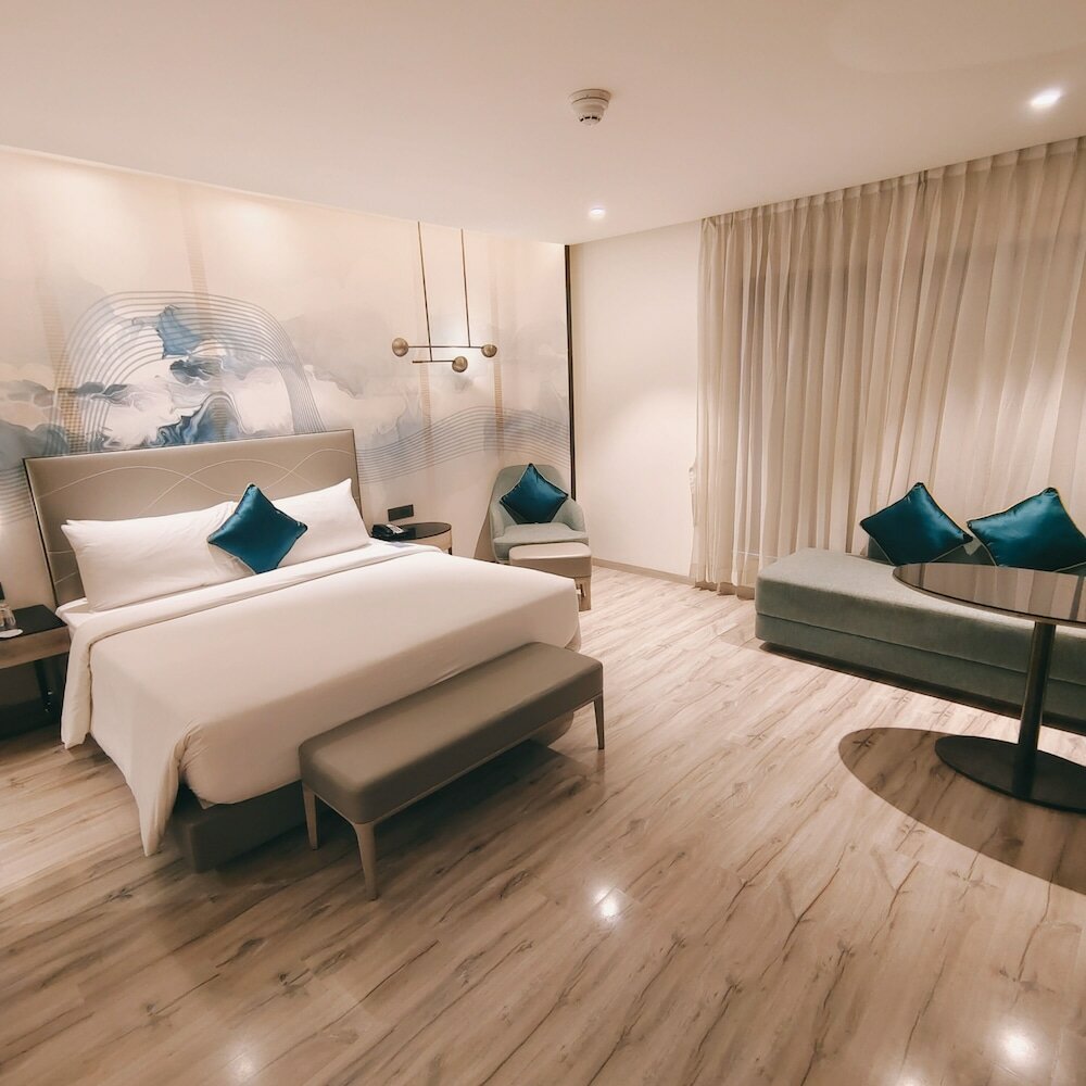 Фото Park Inn by Radisson Surat