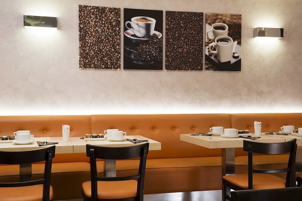 Фото Europe Hotel Paris Eiffel