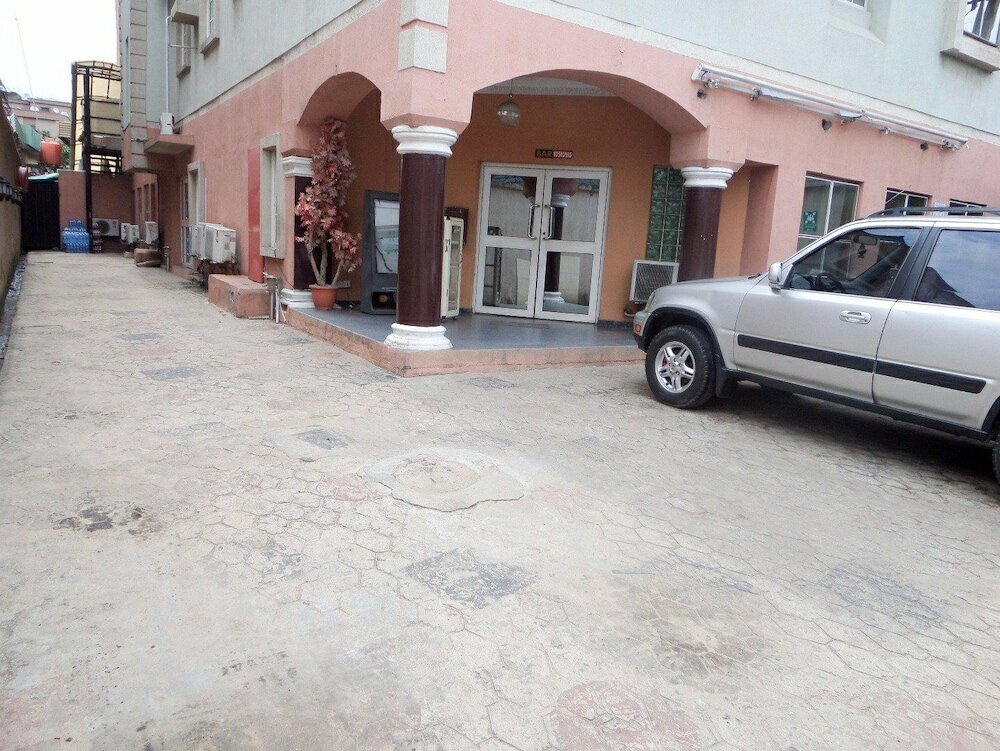 Фото Gilford View Hotels