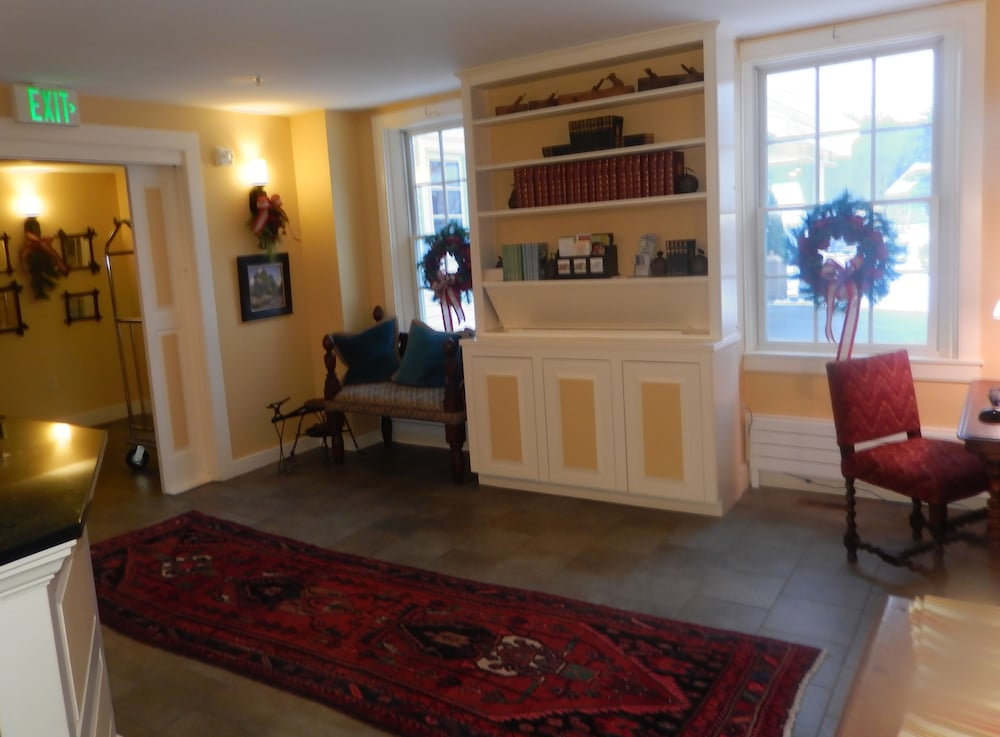 Фото The Lyme Inn