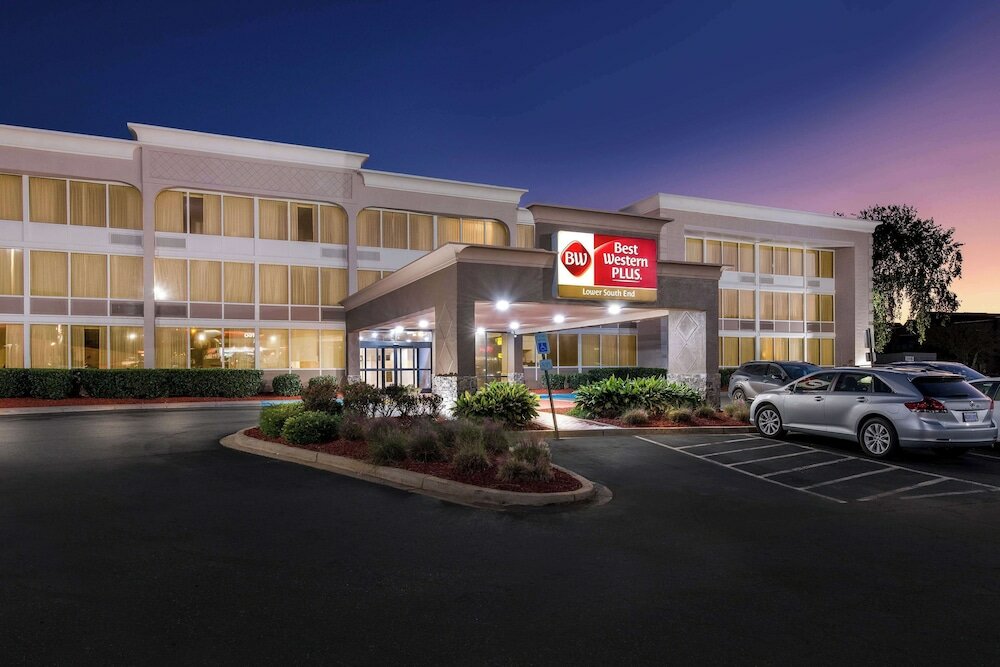 Фото Best Western Sterling Hotel & Suites