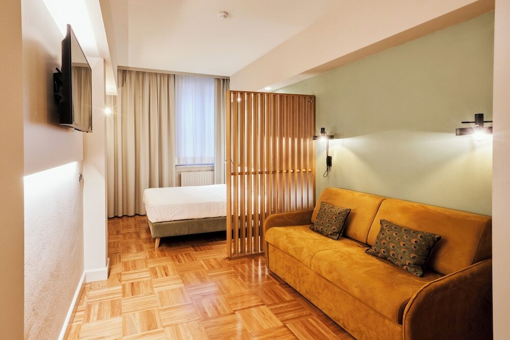 Фото Touring Hotel