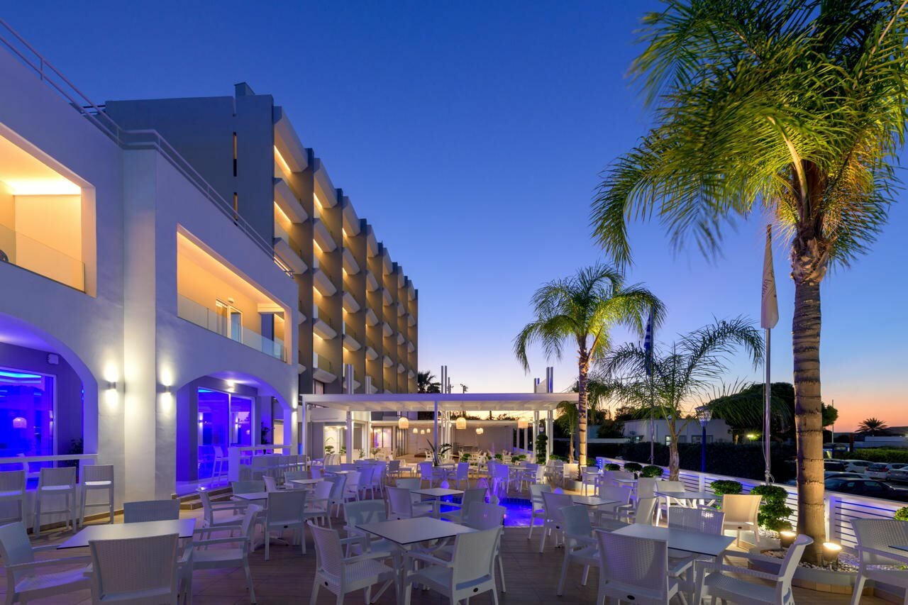 Фото Oceanis Park Hotel