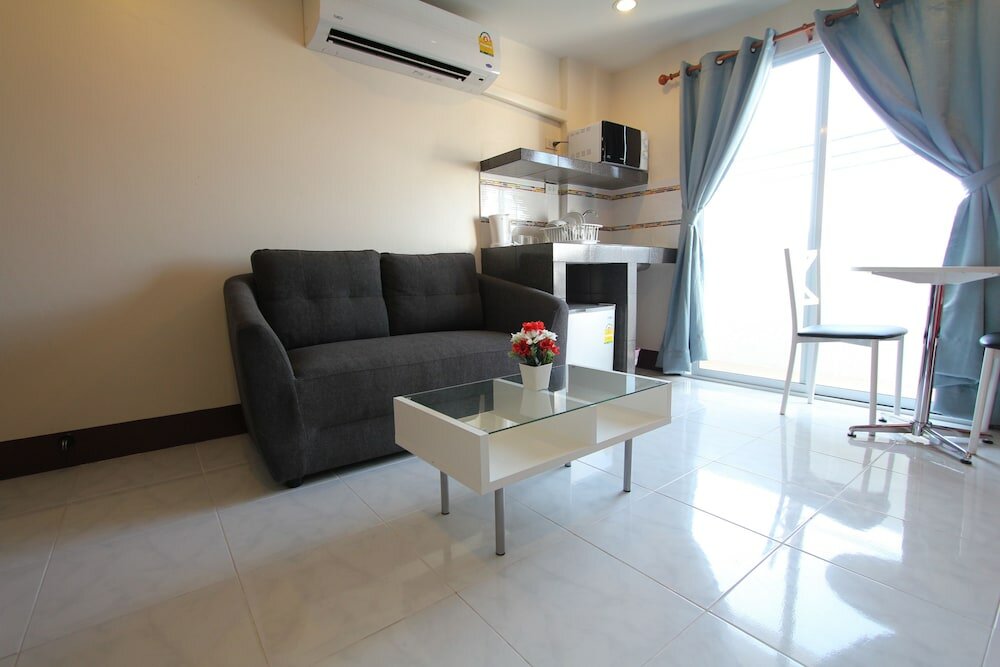 Фото Walking Street Guest House