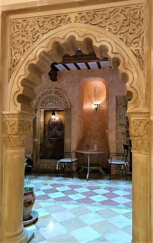 Внешний вид отеля Hotel Argantonio в Кадисе, фото 4