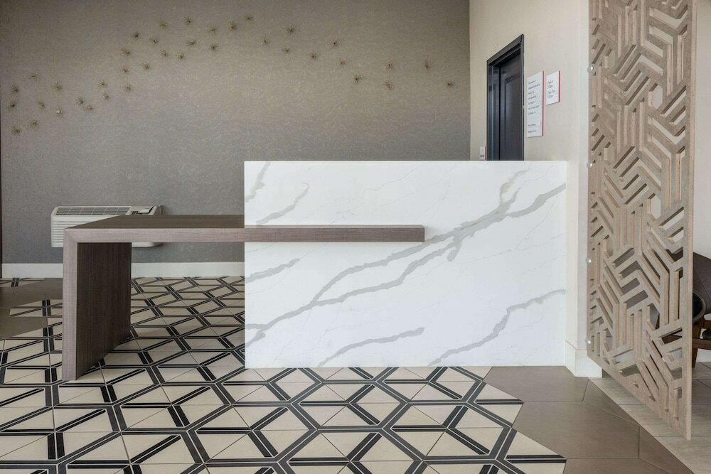 Фото Ramada by Wyndham Modesto Yosemite Area