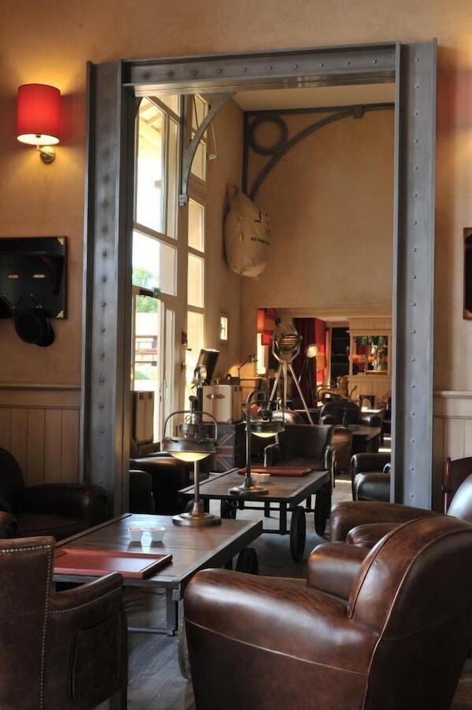 Фото Kyriad Cholet