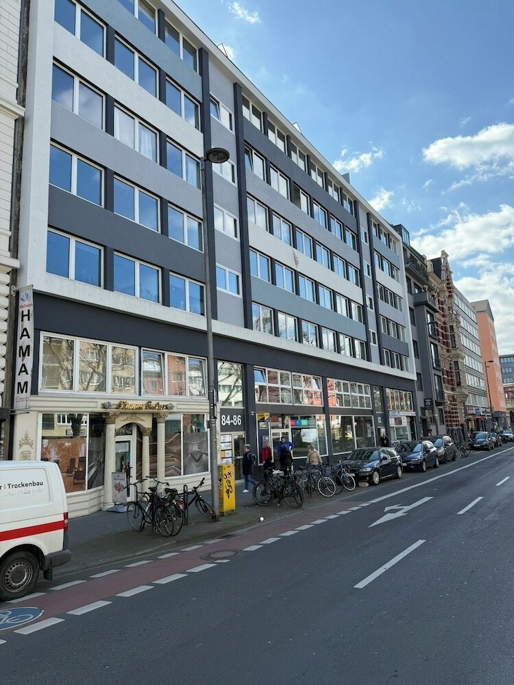 Фото Hotel Garni Emir