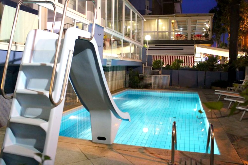 Фото Hotel Diamond