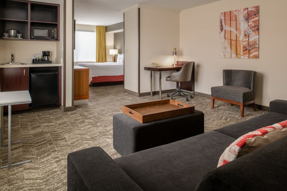 Фото SpringHill Suites by Marriott Portland Airport
