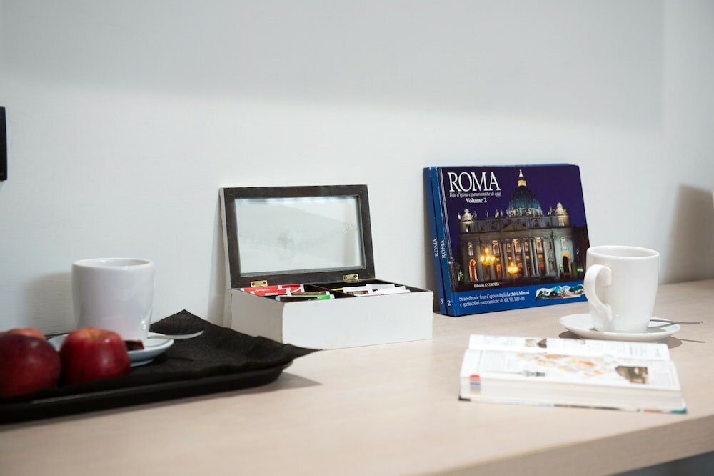 Фото Borgo Pio Suites Inn