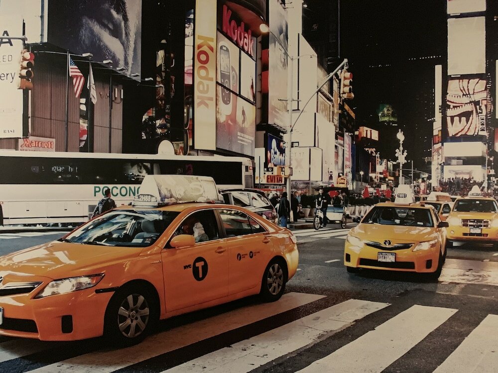 Фото Red Carpet Inn Elmwood Park