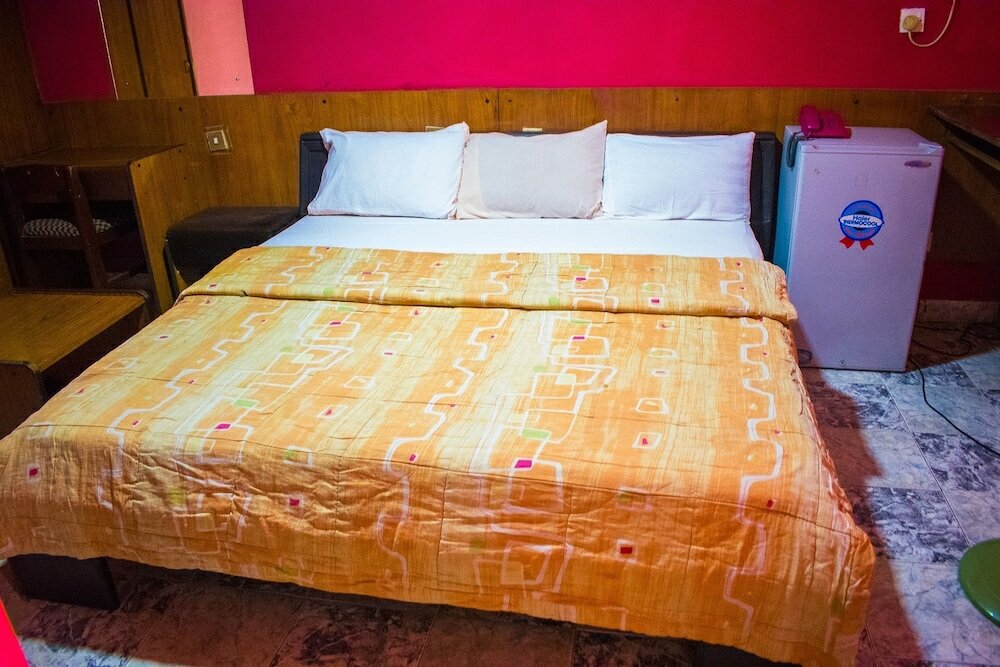 Фото Divine Fountain Agidingbi