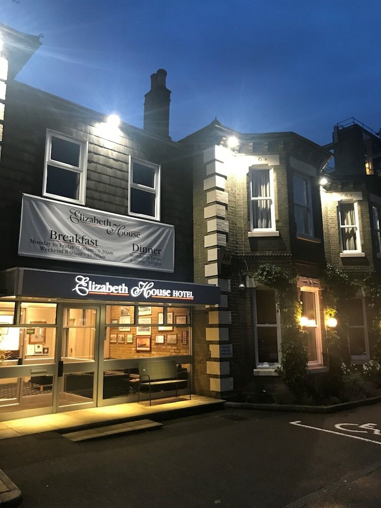 Фото The Elizabeth House Hotel