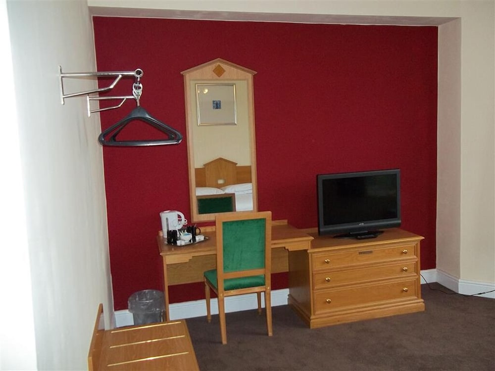 Фото Esplanade Hotel