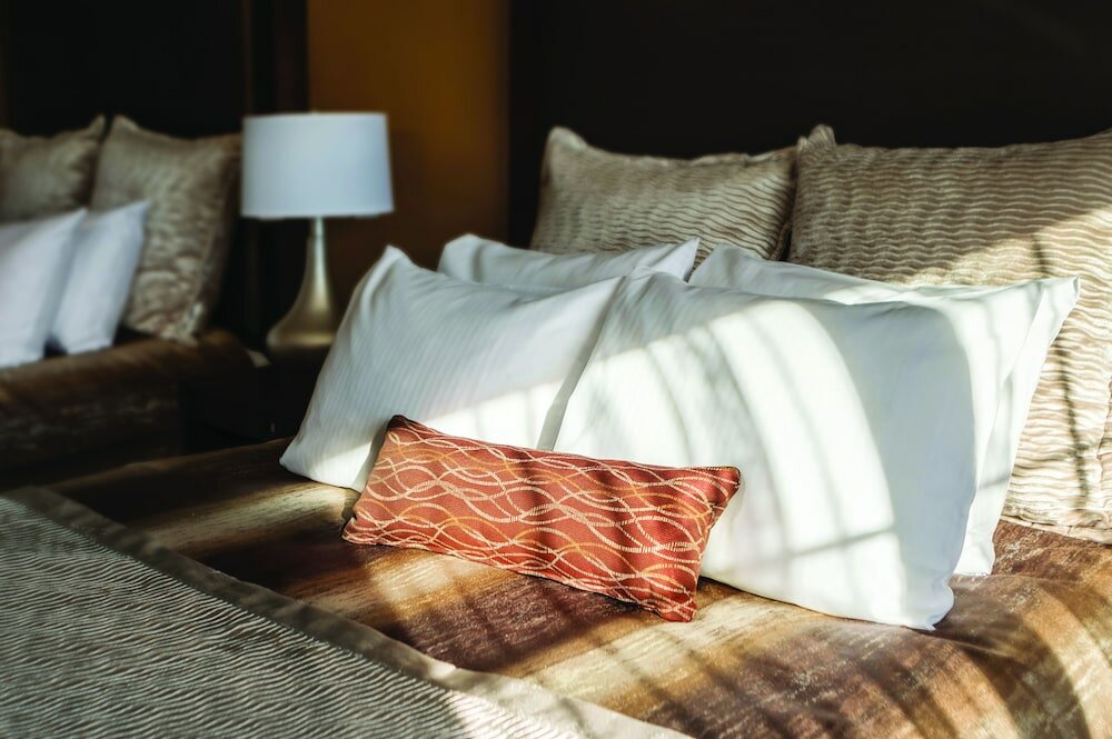 Фото ClubHouse Hotel & Suites - Fargo