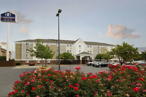 Гостиница Candlewood Suites Rogers Bentonville, an Ihg Hotel в Бентонвилле