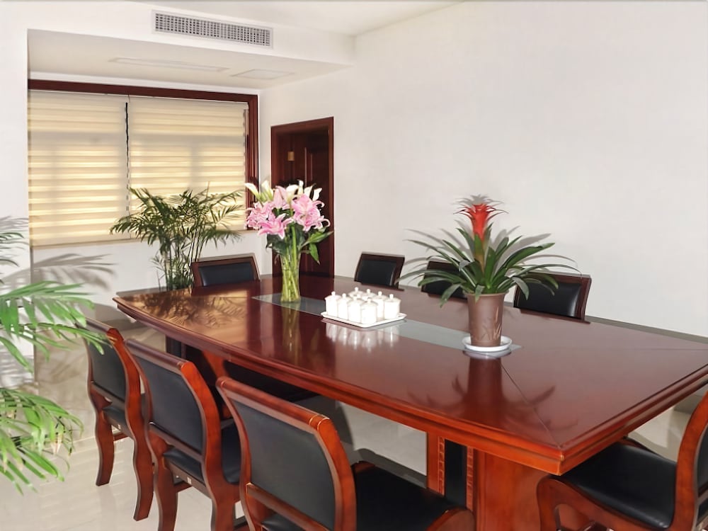 Фото GreenTree Inn Changzhou Chunqiuyancheng Hutang Textile City Hotel