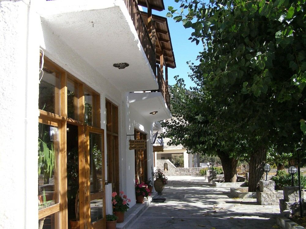 Фото Neos Omalos