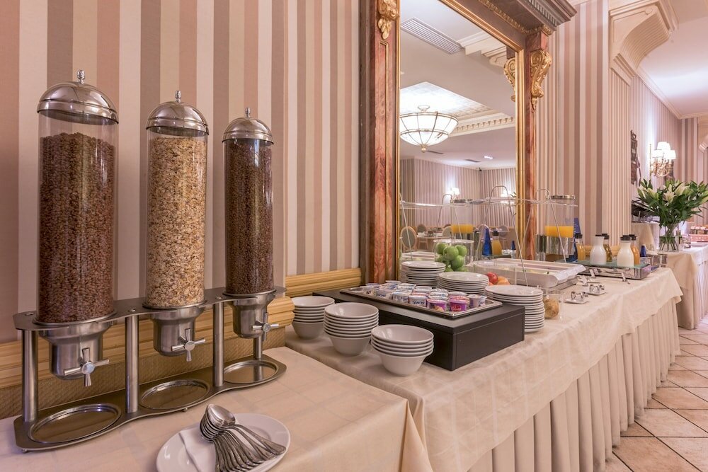 Фото Exe Reina Isabel