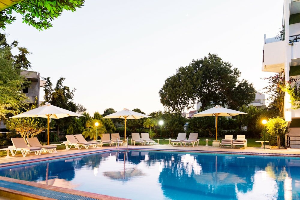 Фото Апарт-отель Terinikos