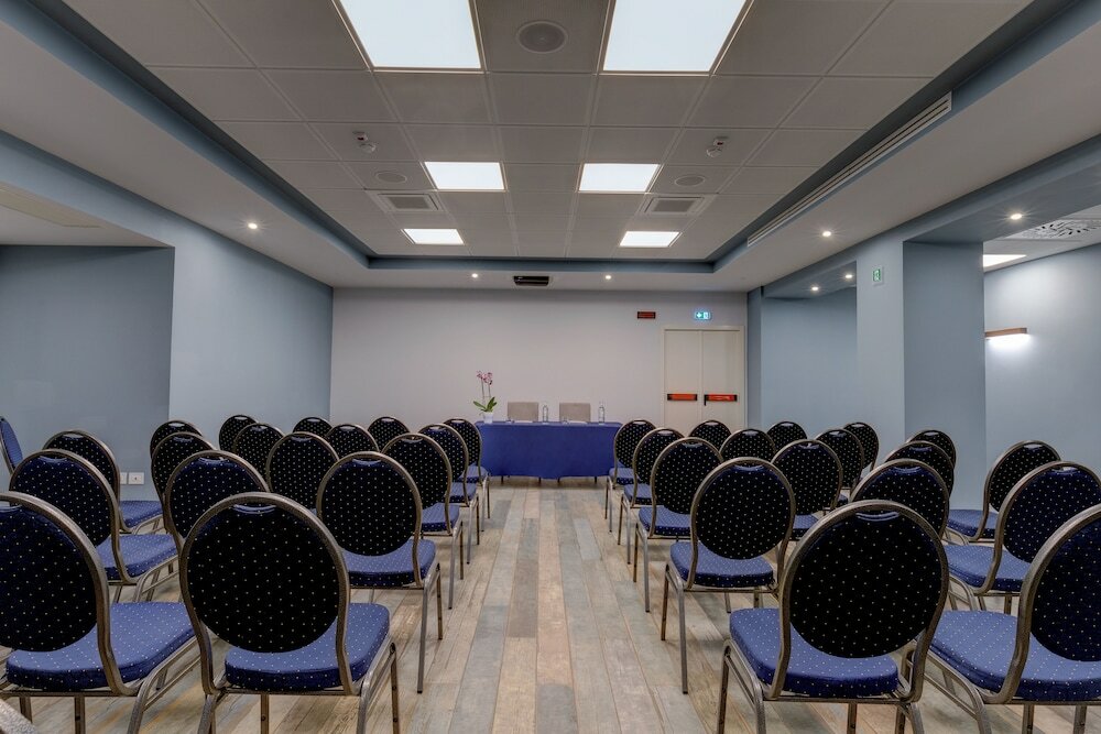 Фото Fly Decò Hotel