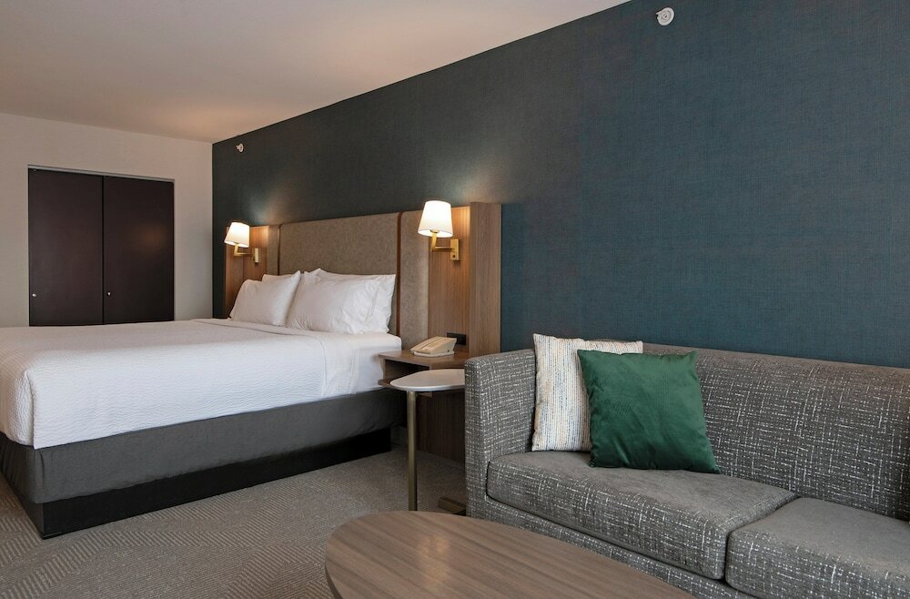 Фото Holiday Inn Hotel and Suites-Kamloops