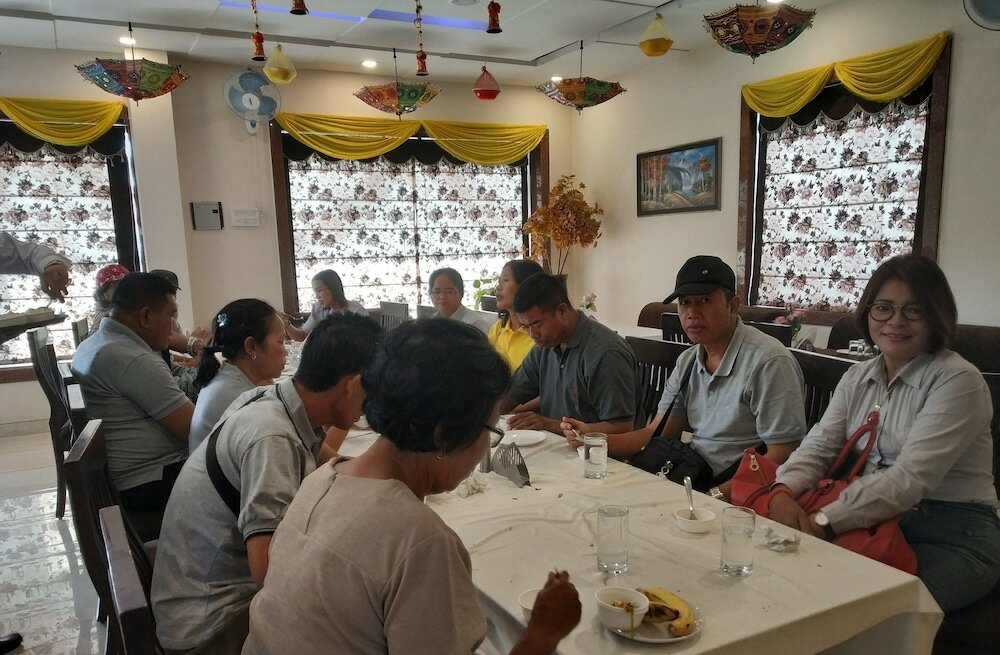 Фото Regal Hotel and Restaurant