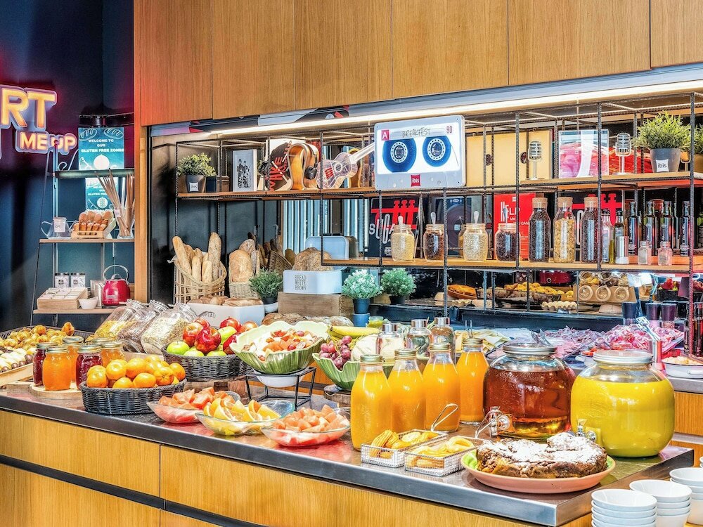 Фото Ibis Barcelona Plaza Glories 22