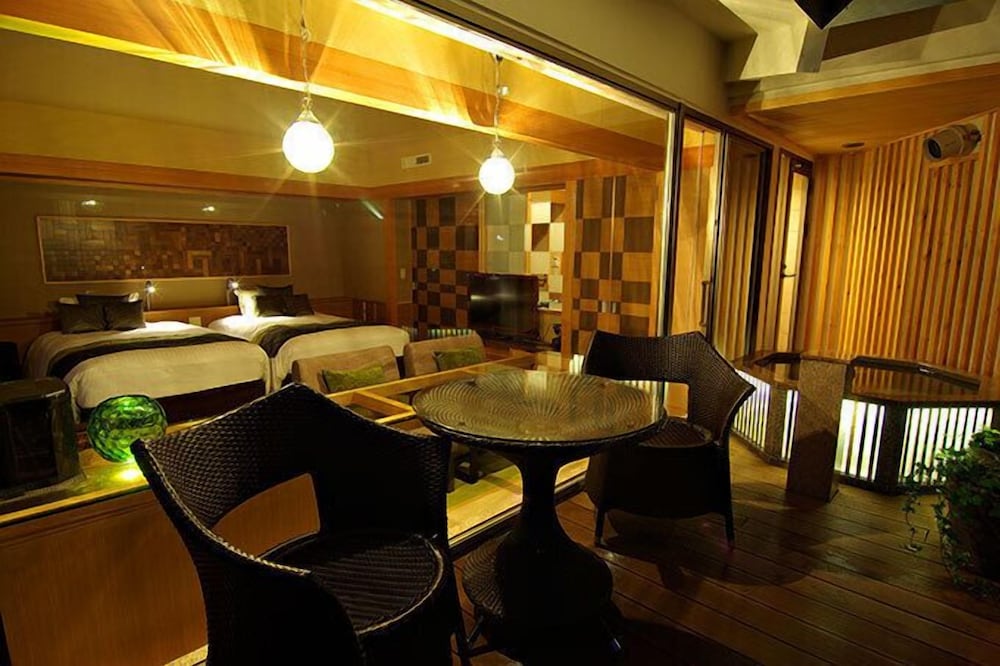 Фото Hakone Kamon