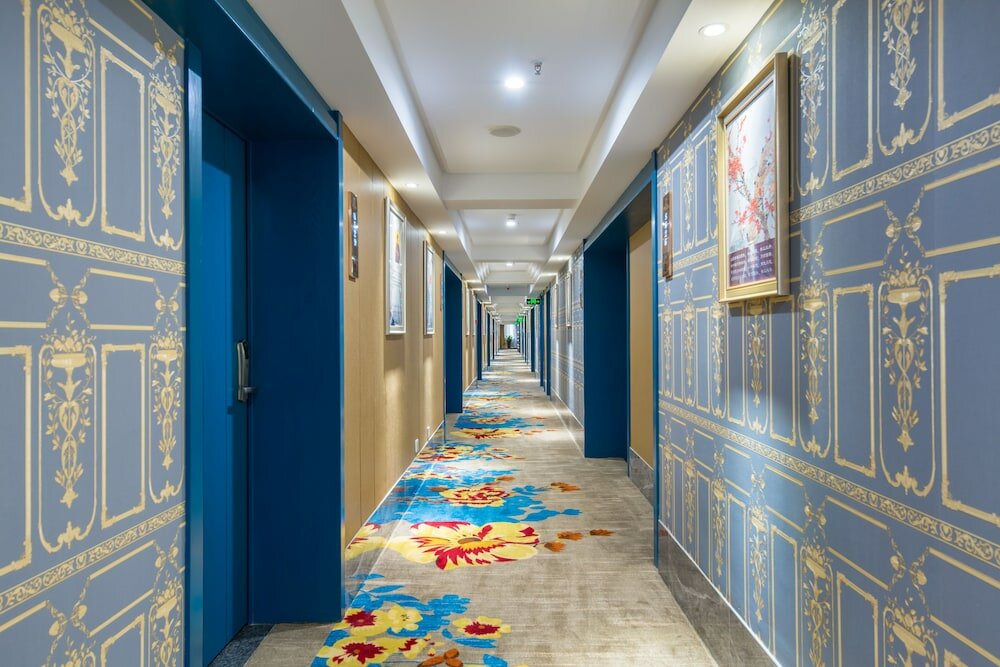 Фото YiWU Best Hotel