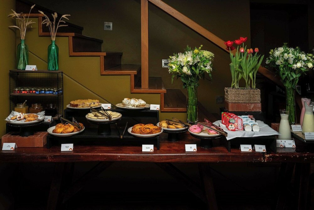 Фото Hotel Cumbres Puerto Varas