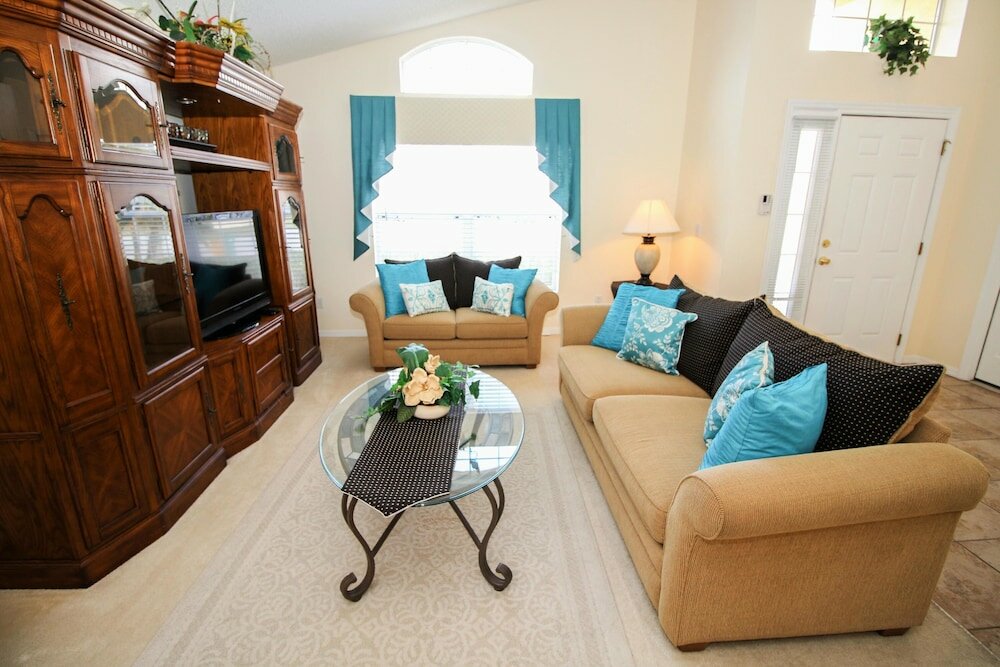 Фото Allamanda Holiday Home 4 Bedroom