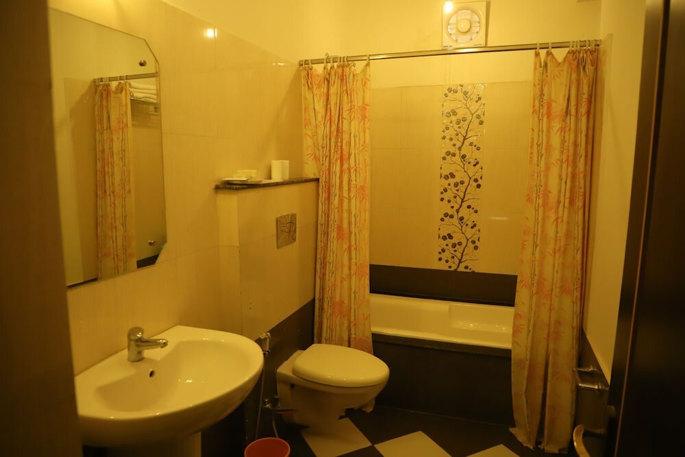 Фото Himmatgarh Palace