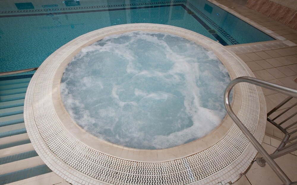 Фото The Aberdeen Altens Hotel