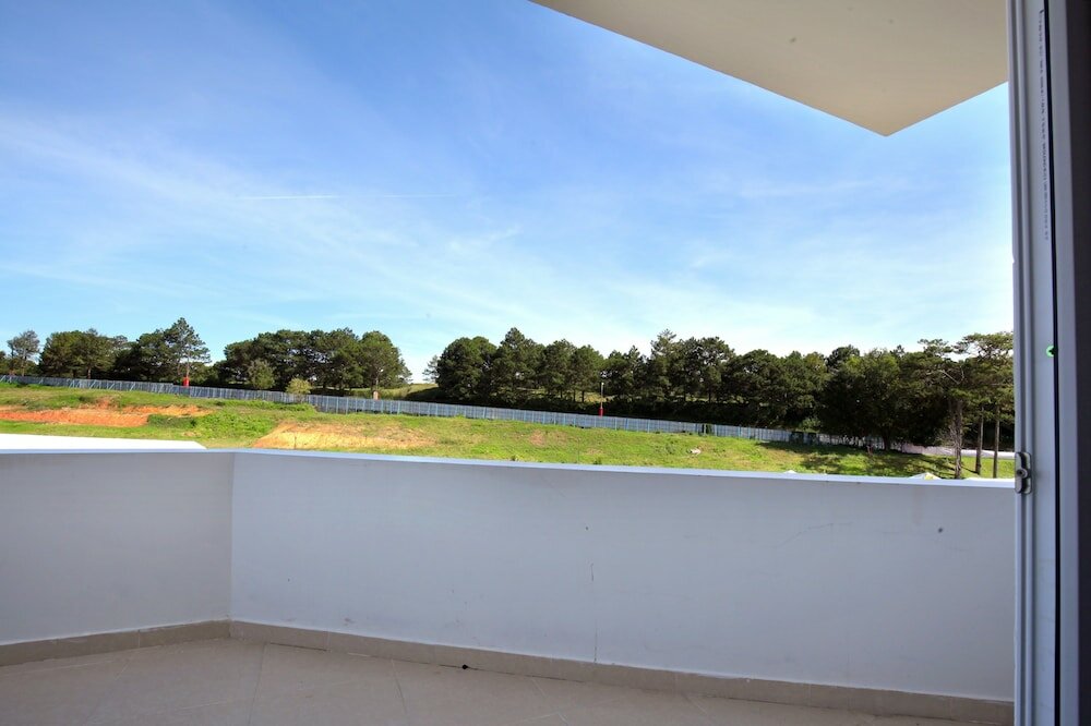 Фото Kings Hotel Dalat