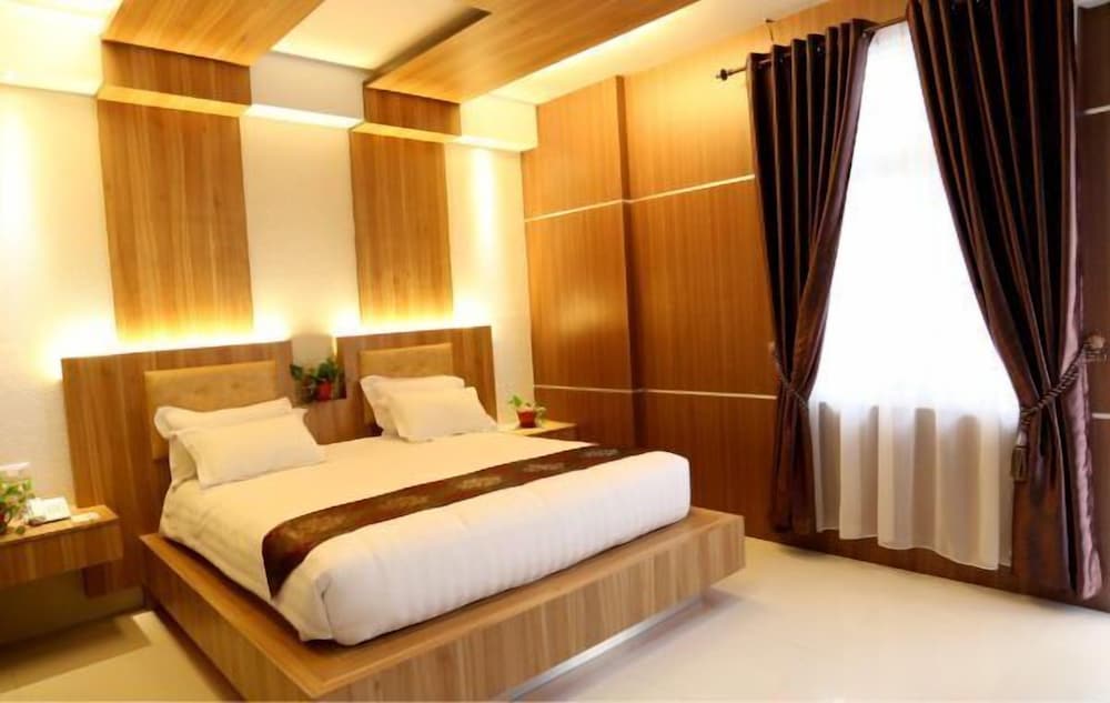 Фото Hotel Grand Permata Hati