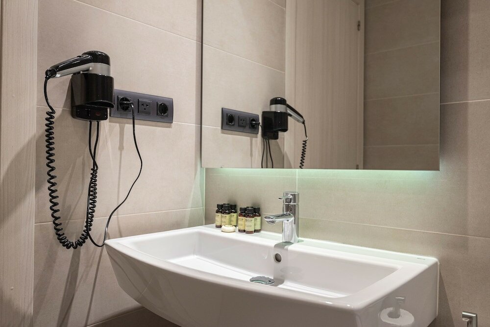 Фото Plaza Goya Rooms