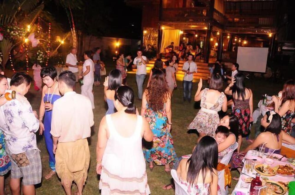 Фото Ruen Thai Rim Haad Resort