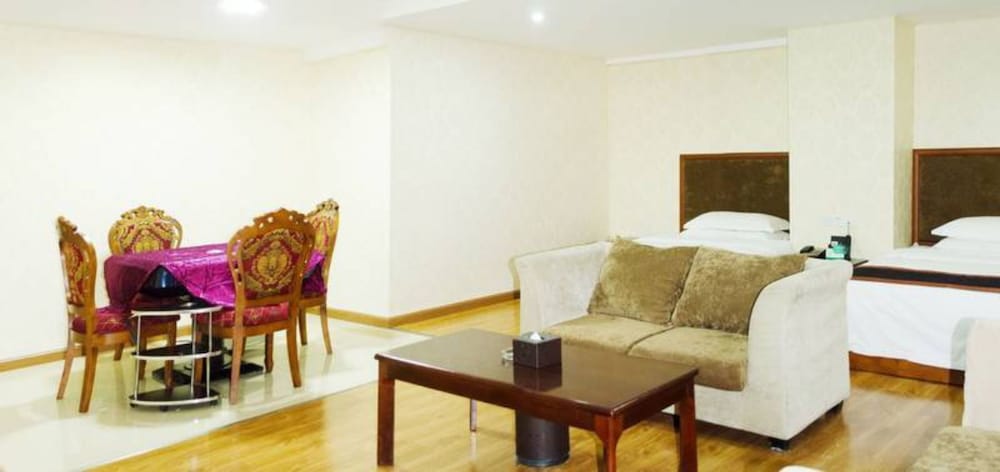 Фото Guangzhou JinTang Hotel