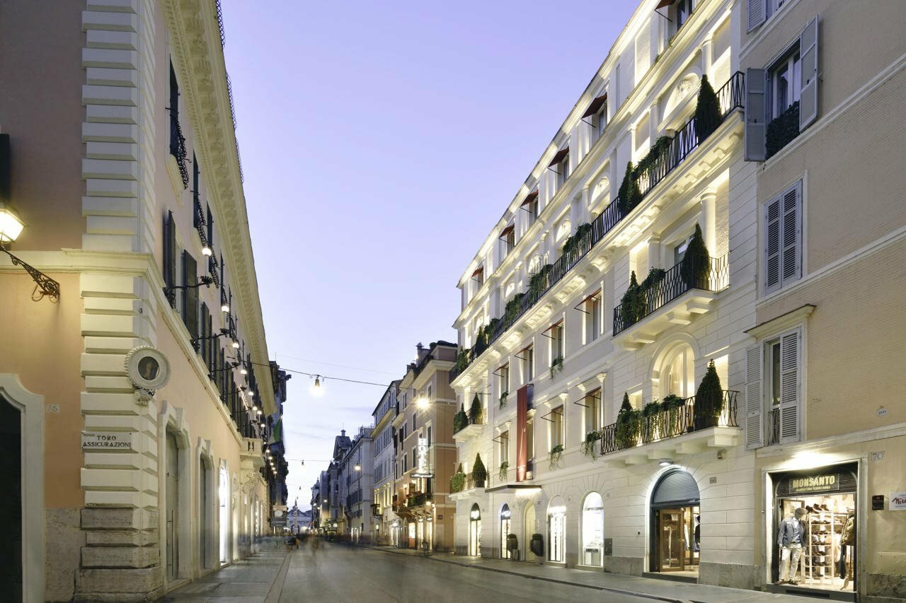 Фото отеля 1