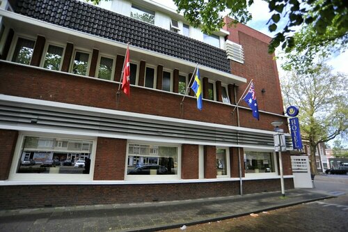Гостиница City Hotel Bergen op Zoom в Толене